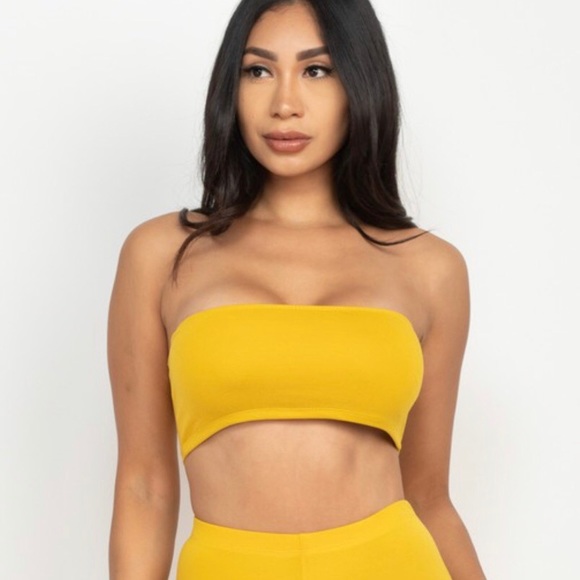 🆕 ↙️ Cropped Tube Top & Biker Short Set - Picture 2 of 4